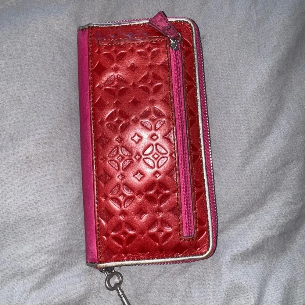 Fossil Maddox Red Pink Tooled Leather Wristlet Wallet